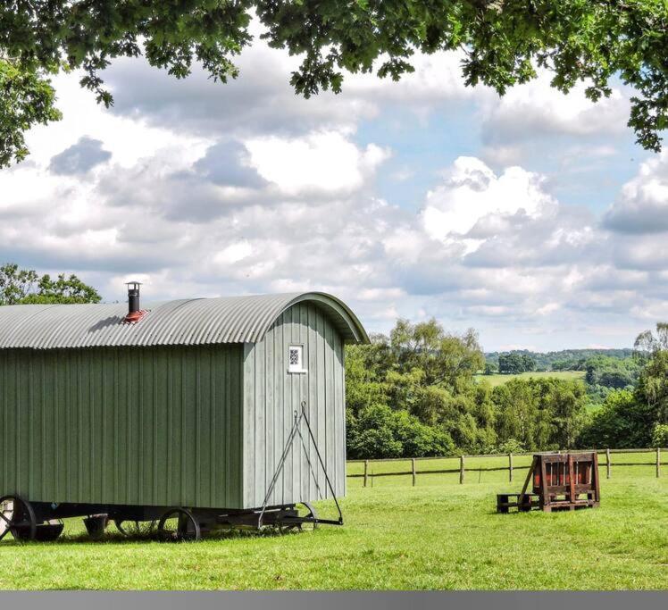 Skylark Shepherds Hut 로열턴브리지웰즈 외부 사진